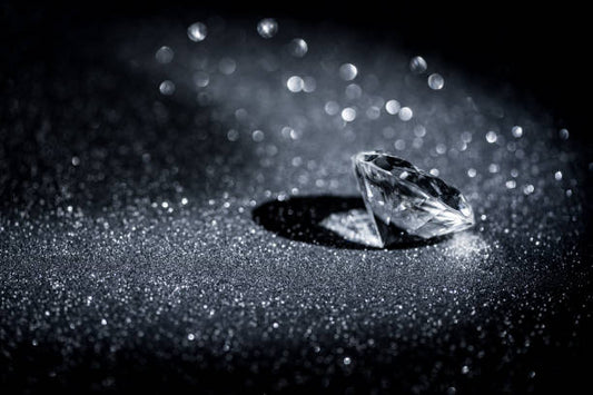 Schmuckfarben Herbst 2024: So stylen Sie Gold, Silber und Co
